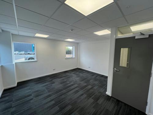 Unit C1 Hazleton Interchange, Lakesmere Road, Horndean, Waterlooville, PO8