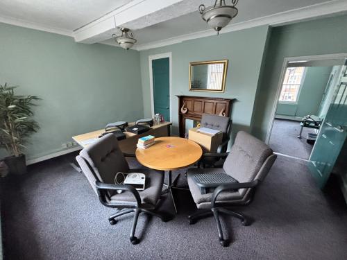 Chesterton House, 2 Rectory Place, Loughborough, LE11