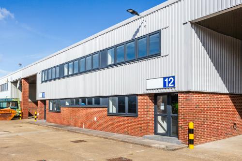 Unit 12, Stocklake Park Industrial Estate, Farmbrough Close, Aylesbury, HP20