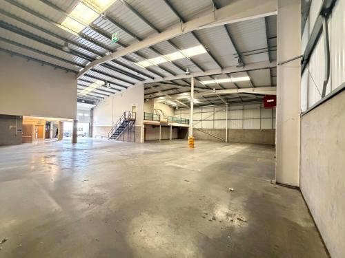 Units 1 & 2, Orpington Trade Park, Murray Road, Orpington, BR5