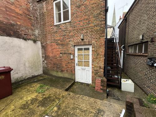 65 South Street, Chichester, PO19
