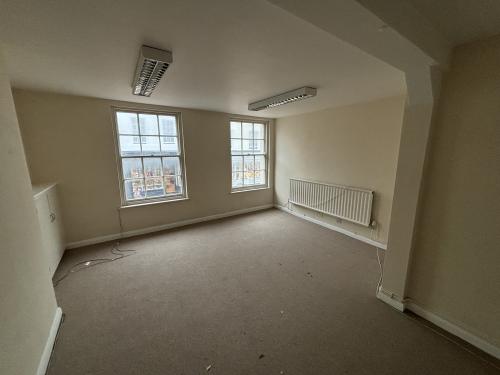 65 South Street, Chichester, PO19