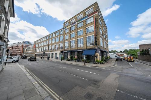 Unit 315 Highgate Studios, 53-79 Highgate Road, Kentish Town, London, NW5