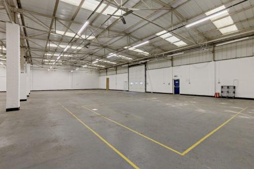 Unit BO8C, Heywood Distribution Park, Heywood, Manchester, OL10