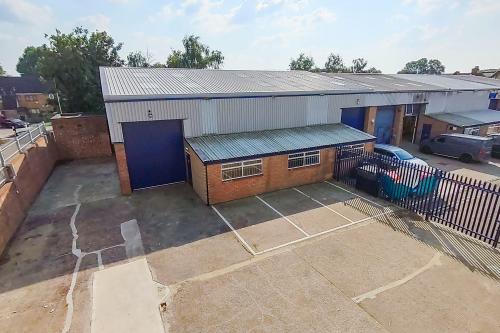 Unit B09, National Works Trading Estate, Bath Road, Hounslow, TW4