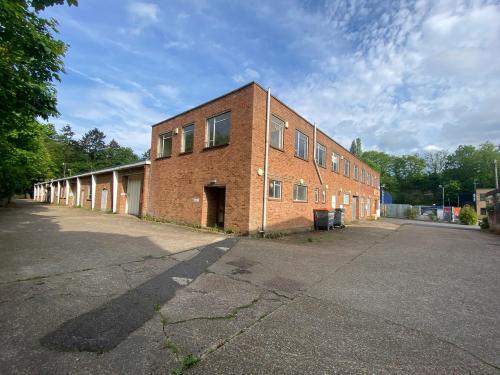 Unit 1D, 61 Albert Road North, Reigate, RH2