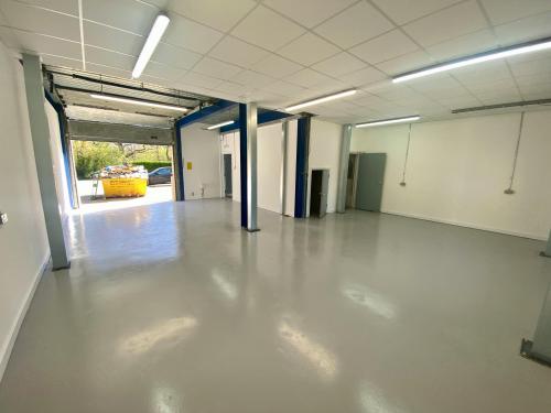 Unit 17, The Bell Centre, Newton Road, Crawley, RH10