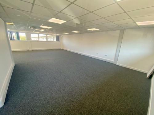 Unit 17, The Bell Centre, Newton Road, Crawley, RH10