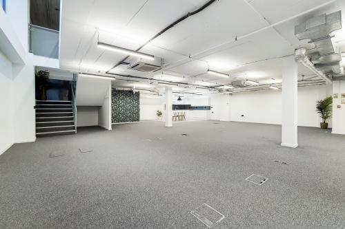 A-B, 58-62 White Lion Street, Pentonville, London, N1