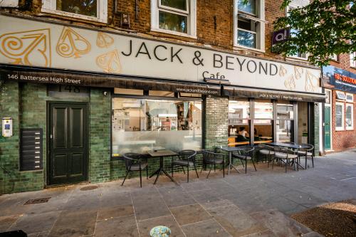 146 Battersea High Street, Battersea, London, SW11
