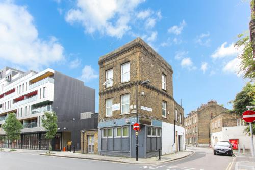 98 Webber Street, Southwark, London, SE1