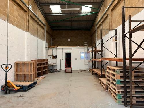 Rabans Lane Industrial Estate, 9 Rabans Close, Aylesbury, HP19