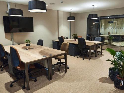 Suite 9 Perch Studios, Franklins House, Wesley Lane, Bicester, OX26