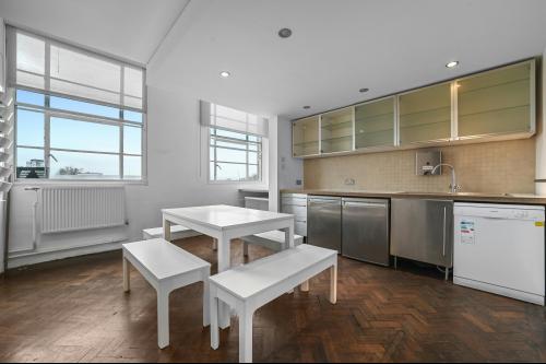 361-373 City Road, Islington, London, EC1V