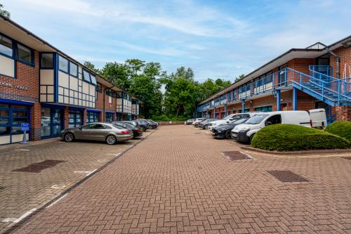 Units 24-25 Admiral House, Mountbatten Business Centre, Millbrook Road East, Southampton, SO15