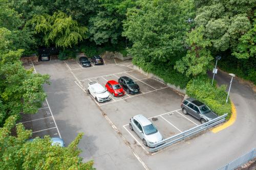 Unit 3, Mountbatten Business Centre, Millbrook Road East, Southampton, SO15