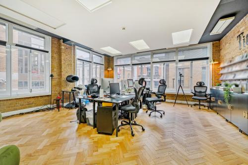 Unit 3, 4 Ravey Street, Shoreditch, London, EC2A