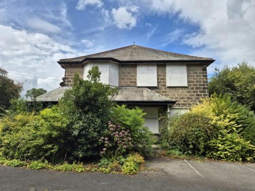 Heath Lodge, 6 Pannal Ash Road, Harrogate, HG2