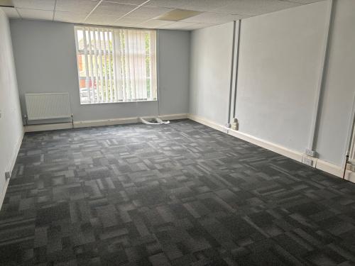 Unit 1, Manor Park, Turpin Lane, Erith, DA8