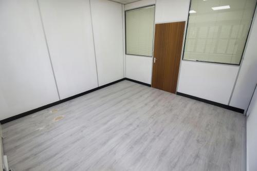 Unit 4 Ground Floor, Central Business Centre, Great Central Way, Wembley, London, NW10