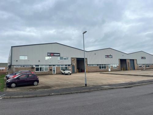 Units B2-b4, St. Peters Industrial Estate, Tower Close, Huntington, PE29