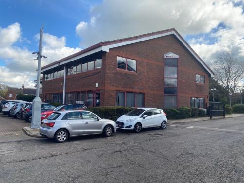 Unit E, Bedford Business Centre, Mile Road, Bedford, MK42