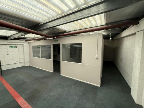 Unit 7, Derby Road, Hounslow, TW3