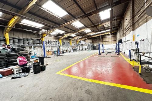 Unit 8, Thistlebrook Industrial Estate, Eynsham Drive, Abbey Wood, London, SE2