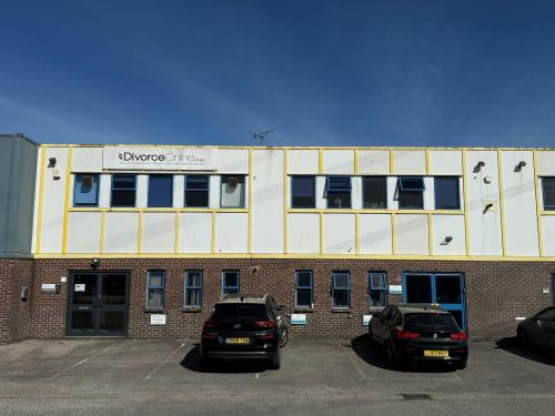 3 & 4, The Meads Business Centre, Ashworth Road, Swindon, SN5