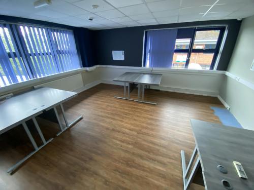 Unit 5 Clayton Wood Court, Horsforth, Leeds, LS16