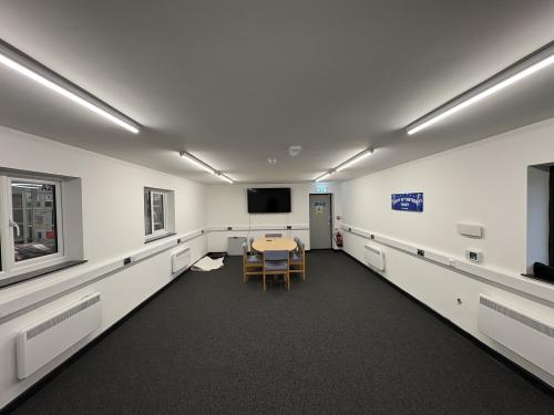 Unit N1, Capital Business Park, Cardiff, CF3