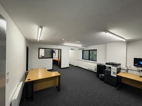 Unit N1, Capital Business Park, Cardiff, CF3