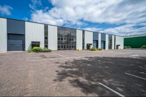 Units 2, 3 & 4 Riverview, 140-146 Cardiff Road, Reading, RG1