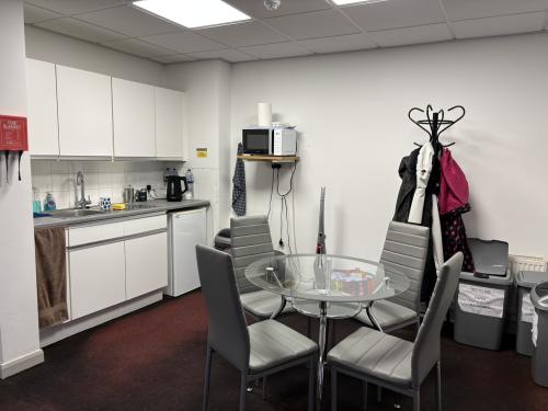 Unit 8, English Business Park, English Close, Portslade, Hove, BN3