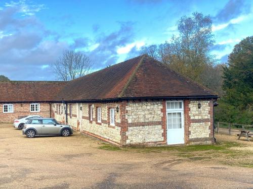 The Parlour, Shoelands Farm Offices, Farnham, GU10