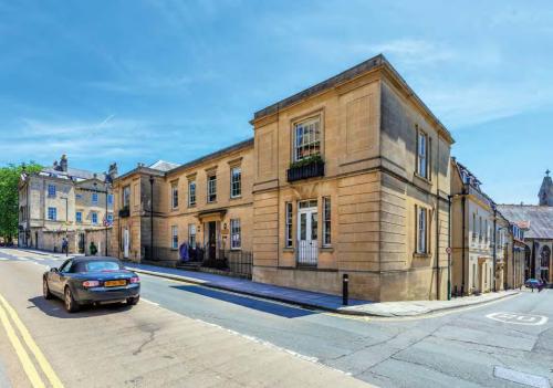 Queen Square House, Queen Square Place, Bath, BA1