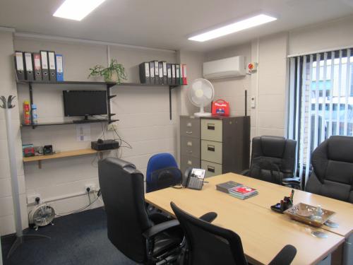 Unit 2, Shannon Commercial Centre, Unit 2 Beverley Way, New Malden, KT3