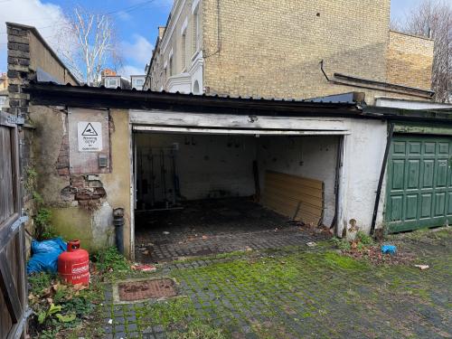 Garage, 197 Askew Road, Shepherds Bush, London, W12
