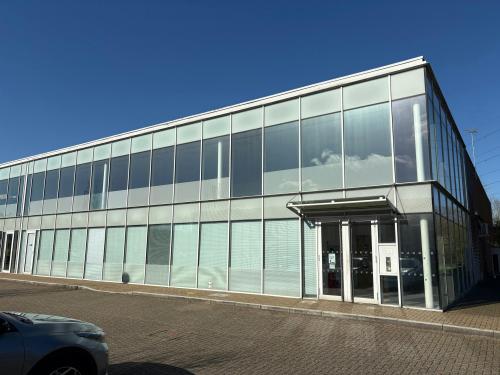 Unit 330, Centennial Park, Centennial Avenue, Elstree, Borehamwood, WD6