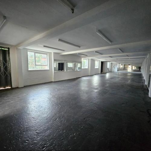 Unit 4, 10-11 Halifax Road, High Wycombe, HP12