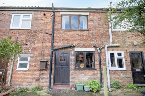 41 Muttonshire Hill, Gamston, Retford, DN22