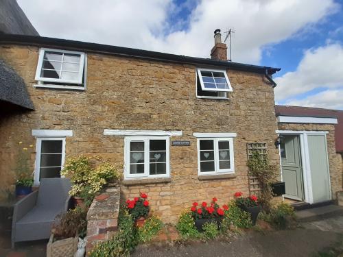 Corner Cottage, Sutton Under Brailes, Banbury, OX15