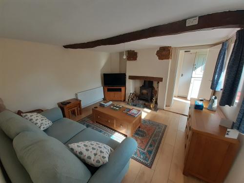 Corner Cottage, Sutton Under Brailes, Banbury, OX15