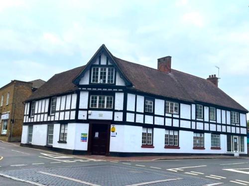 Austin House, High Street, Great Bookham, Leatherhead, KT23