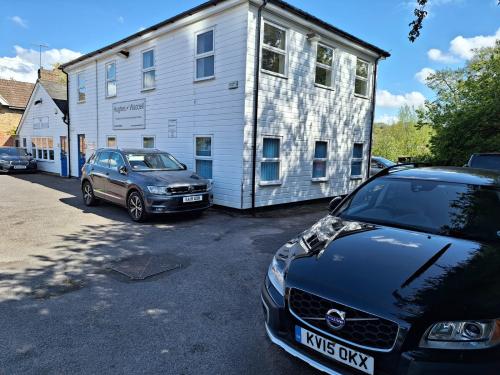 The White House, The White House, Meadrow, Godalming, GU7