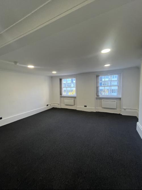135 Notting Hill Gate, Notting Hill, London, W11