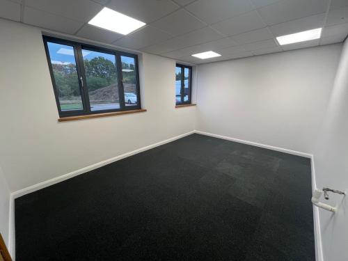 18 Midland Court, Central Park, Lutterworth, LE17