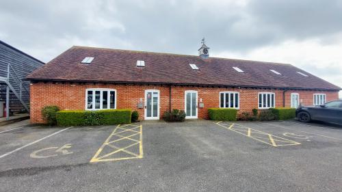 Units 2 & 3, Felsted Business Centre, Cock Green, Felsted, CM6