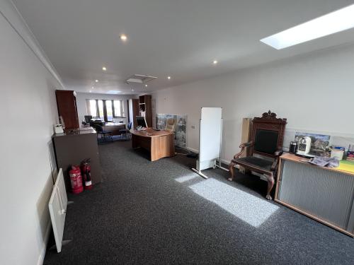 Unit 8 The Parade, 147 Wareham Road, Corfe Mullen, Wimborne, BH21