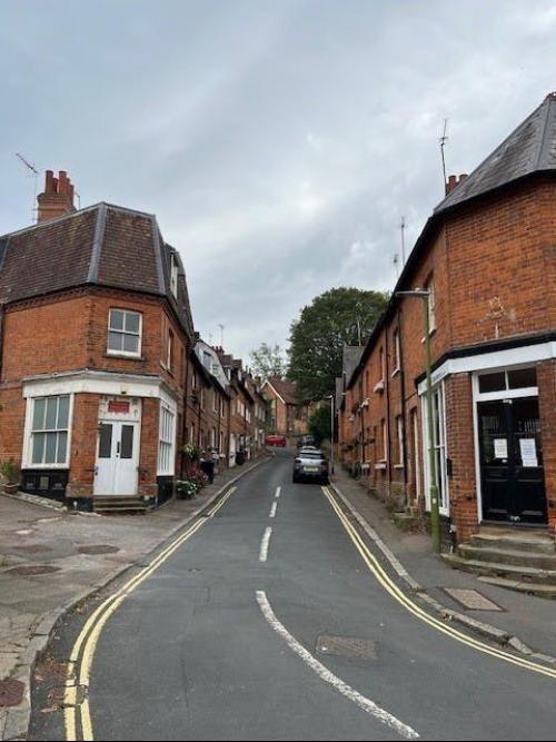 Salisbury Square, Old Hatfield, AL9